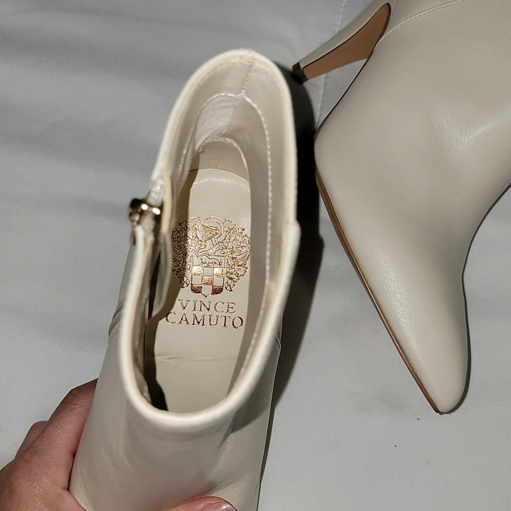 Vince Camuto Booties - Picture 4 of 5